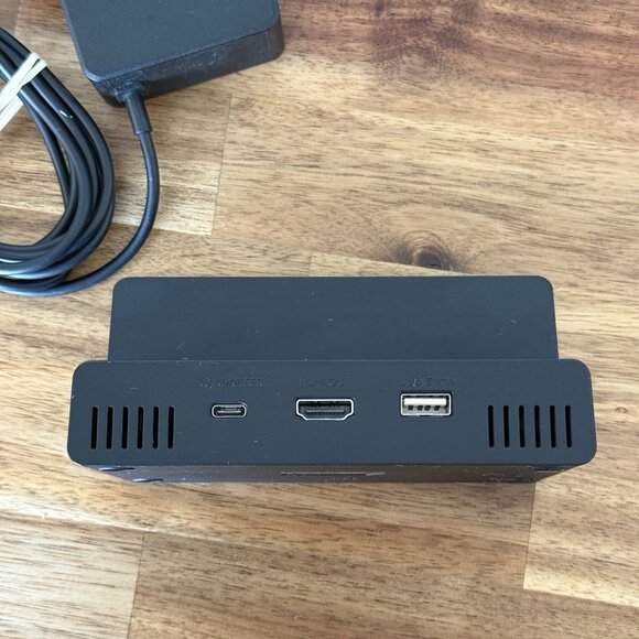 Insignia Compact Travel Charging Dock Black USB 2.0 HDMI for Nintendo Switch 1 - Picture 5 of 10